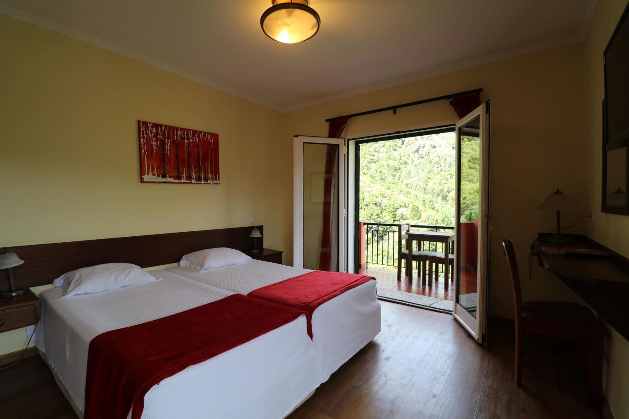 Valley View Hotel Encumeada Senhora do Rosário Екстериор снимка