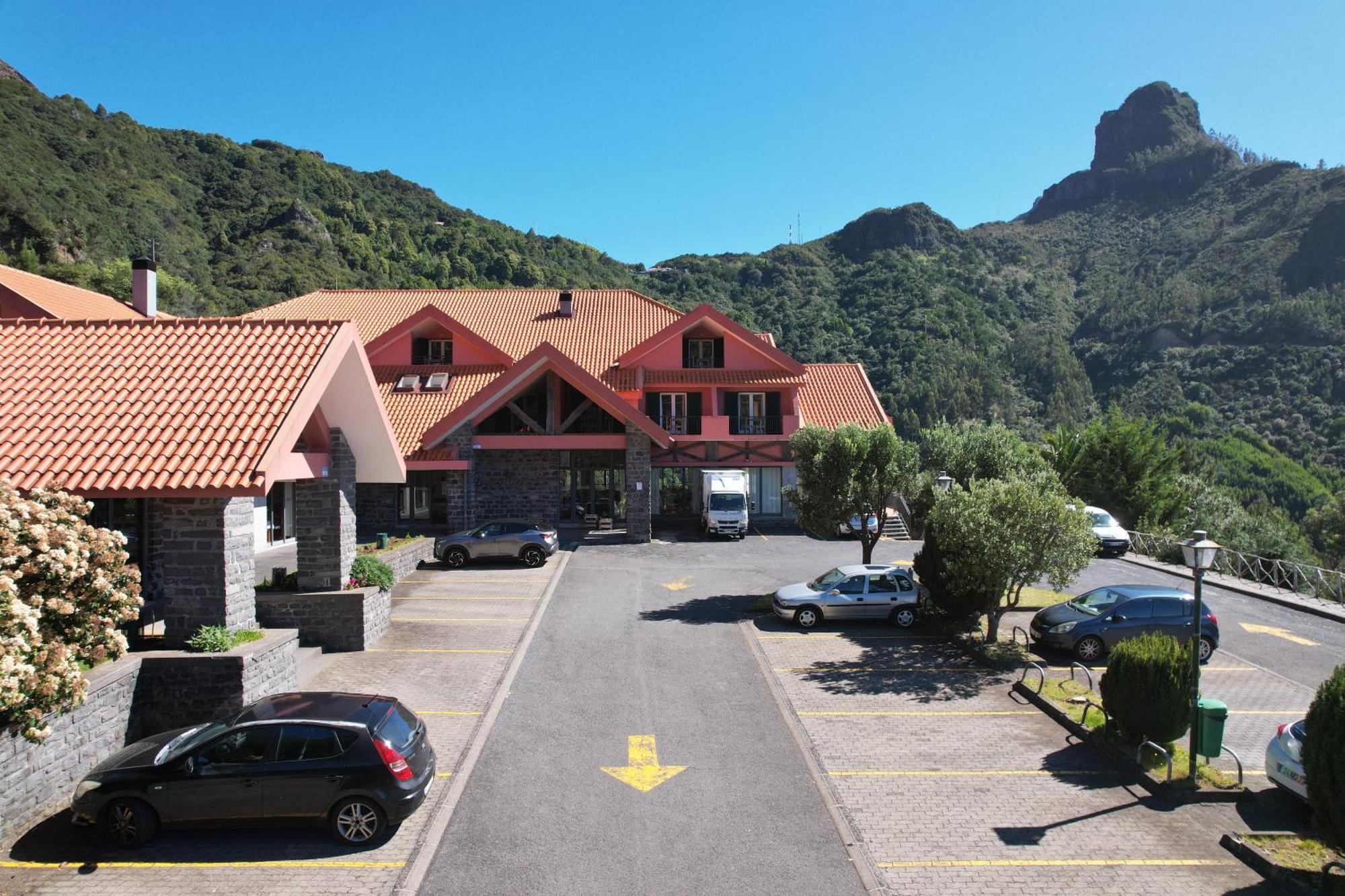 Valley View Hotel Encumeada Senhora do Rosário Екстериор снимка